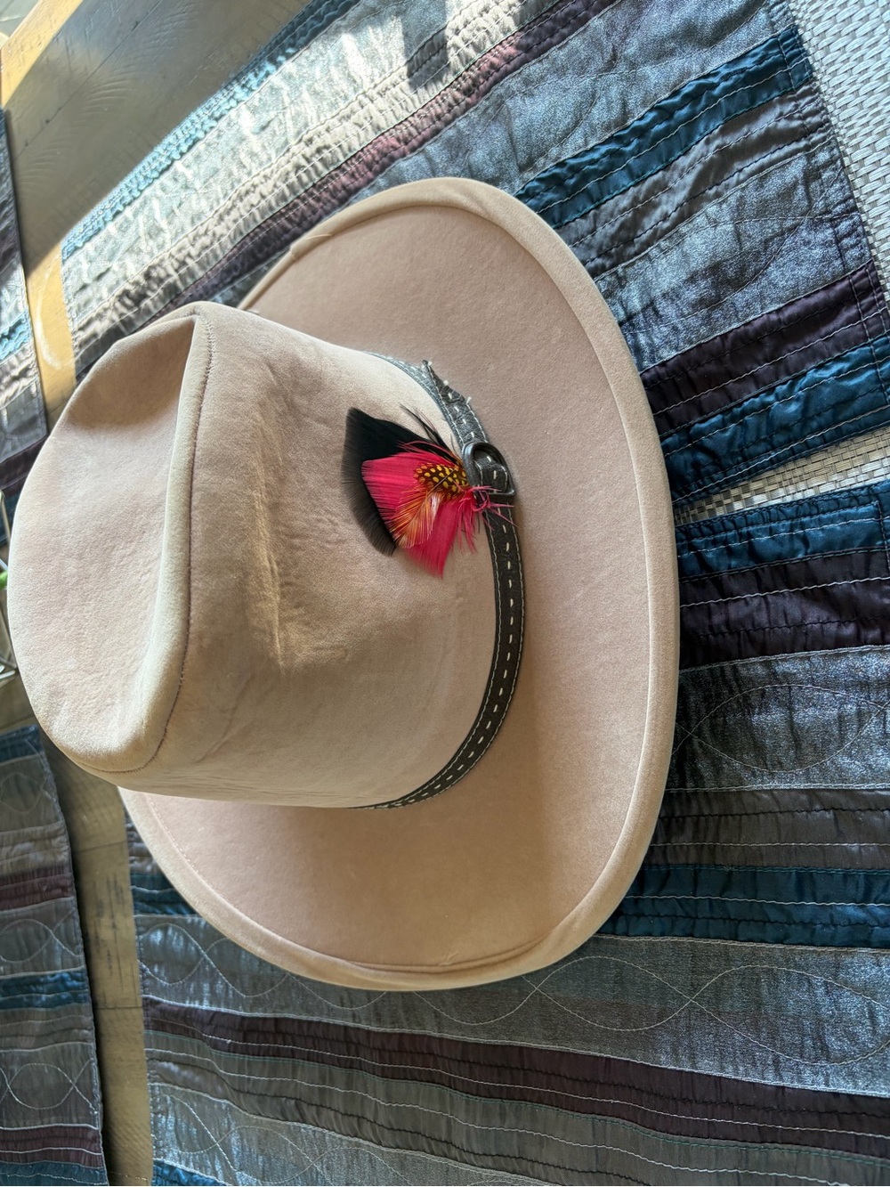 Vintage Bailey U-Rollit felt Cowboy Hat With Feather And Belt 8 X 6.5 Inch